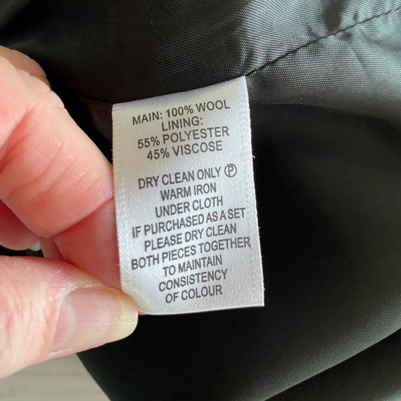 🌺 Sportscraft Signature - 100% Wool Dress 🌺 - Picture 9 of 9